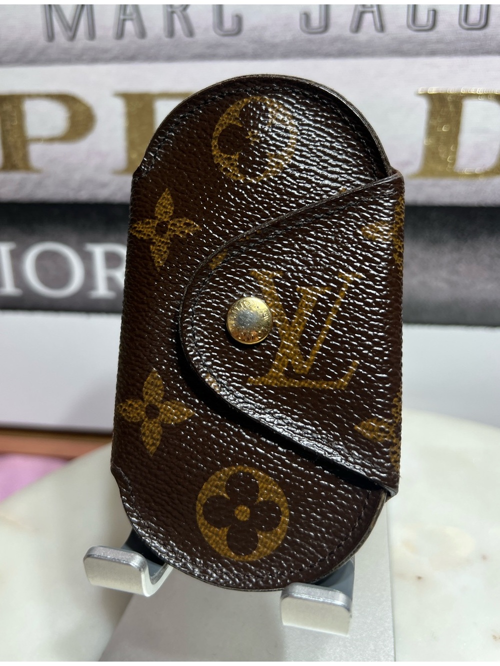 Louis Vuitton Brown Monogram Canvas Key Holder with Gold Hardware - Picture 8 of 12